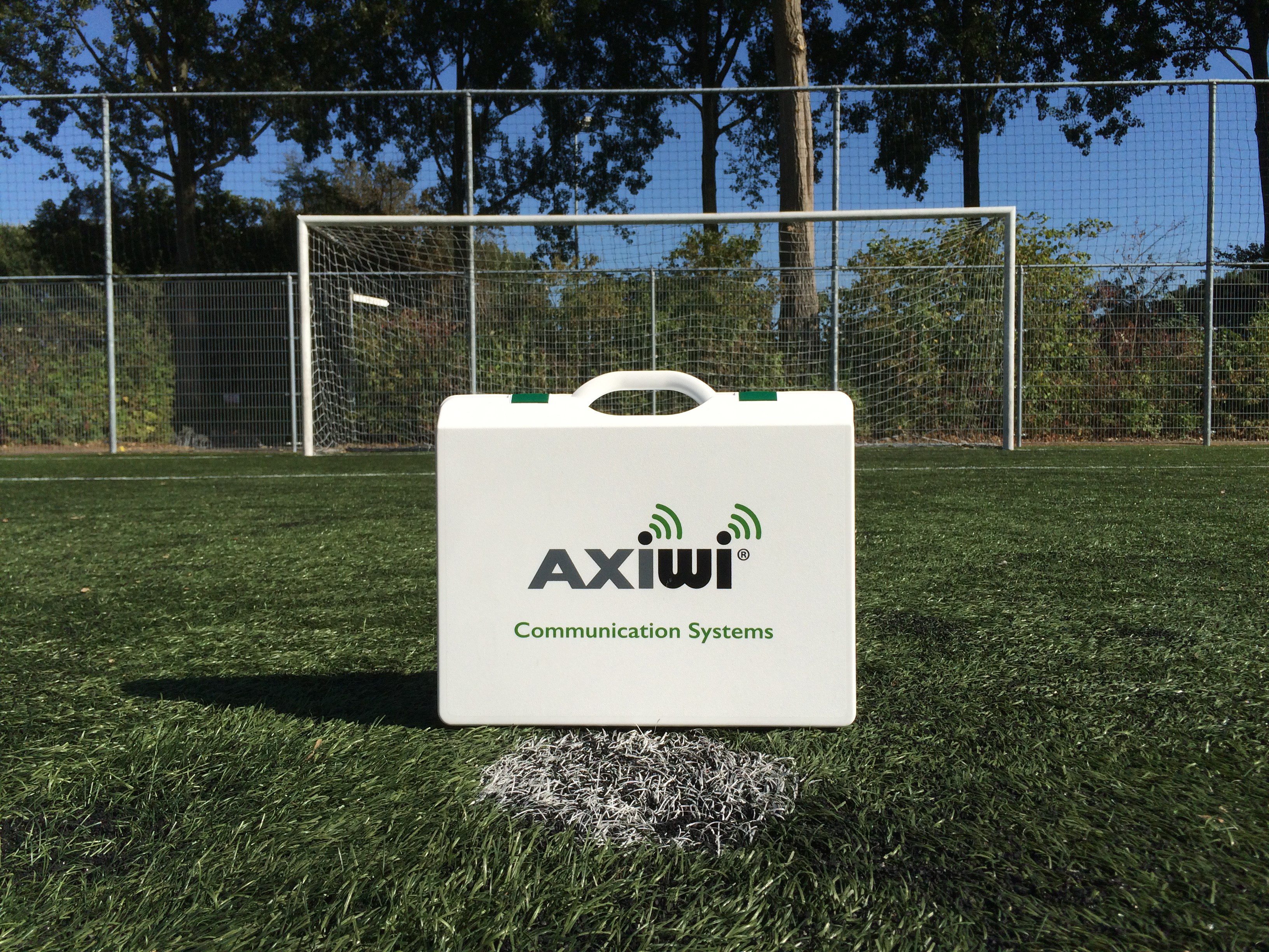 /wireless-communication-system-soccer-referee-axiwi-2