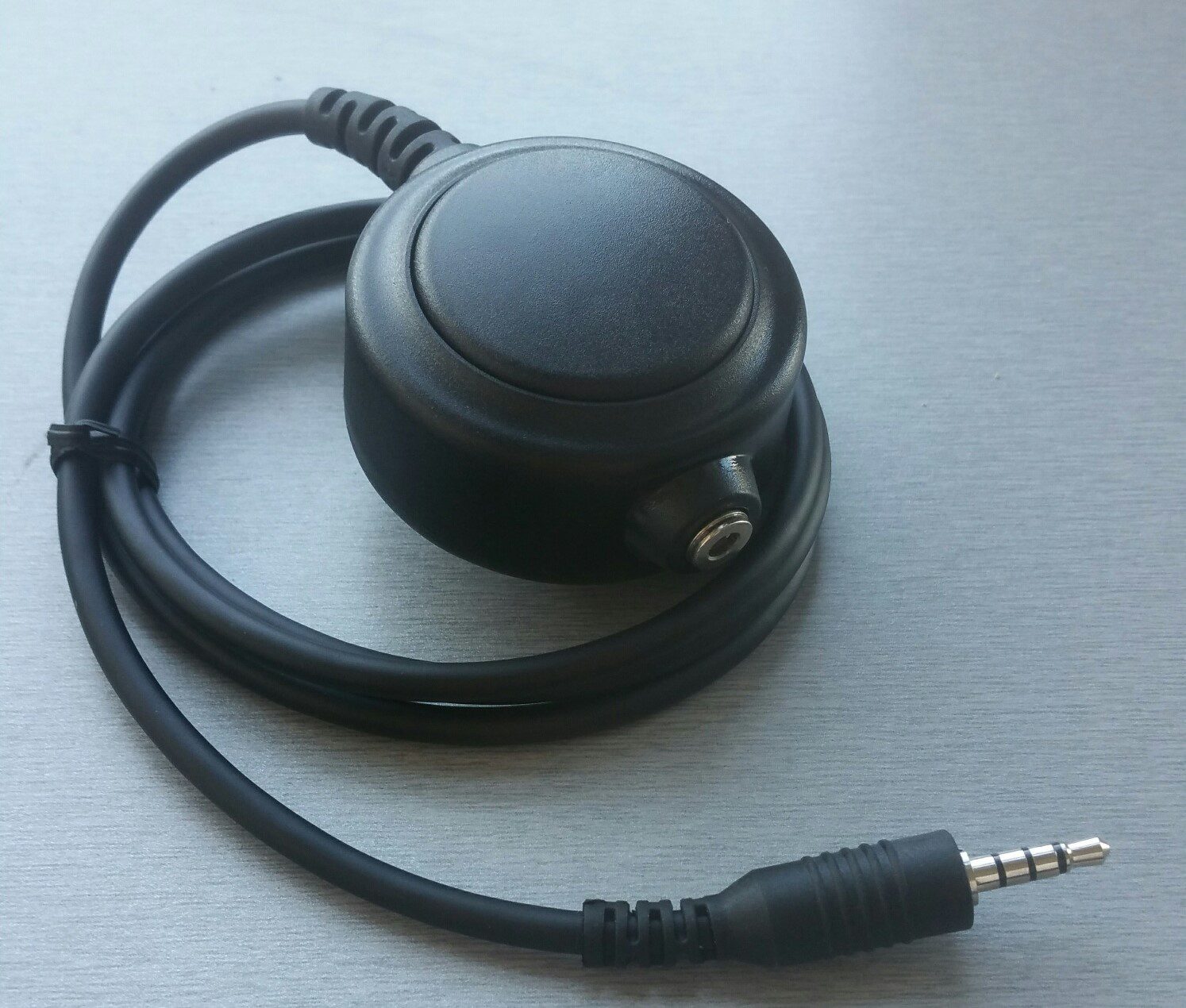 /axiwi-ot-015-push-to-talk-button /axiwi-ot-015-push-to-talk-button