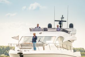 yacht-motorboat-axiwi-wireless-communication-system-boat-sailing