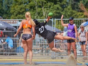 dutch-beach-handball-2018-axiwi-referee-academy-signal